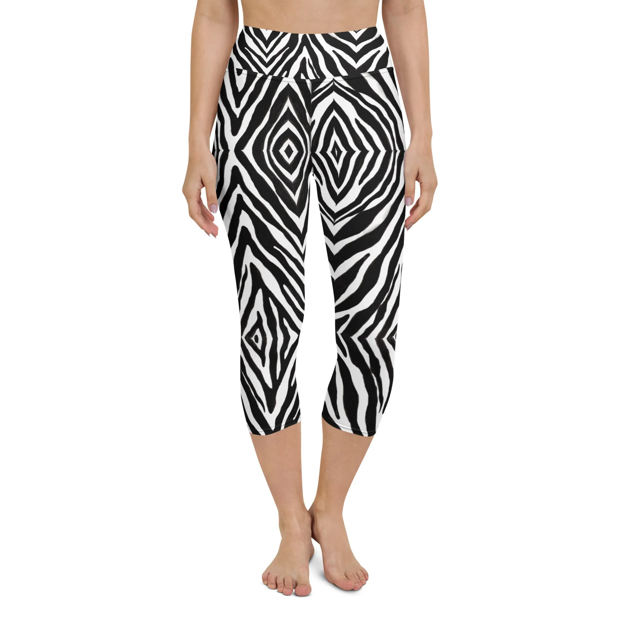 Black Zebra Yoga Capri Leggings, Zebra Stripes Animal Print Best Casual Capris Tights For Women-Made in USA/EU/MX