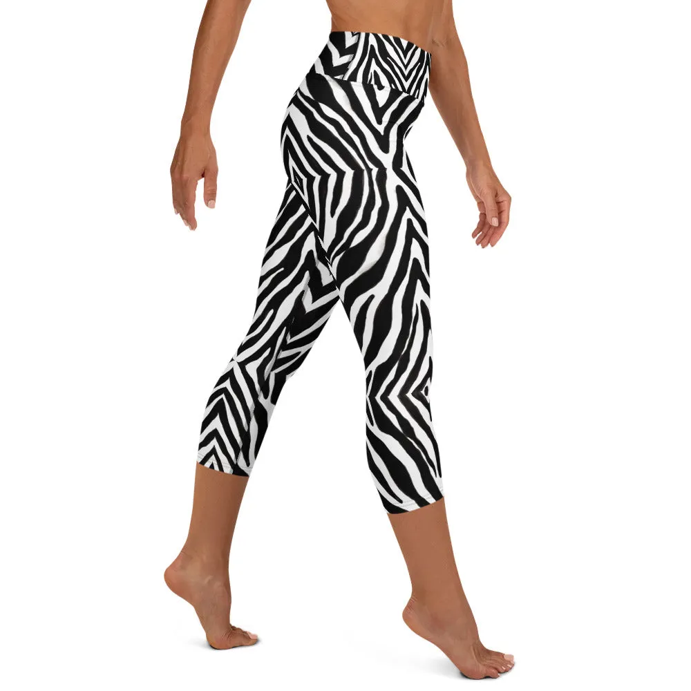 Black Zebra Yoga Capri Leggings, Zebra Stripes Animal Print Best Casual Capris Tights For Women-Made in USA/EU/MX