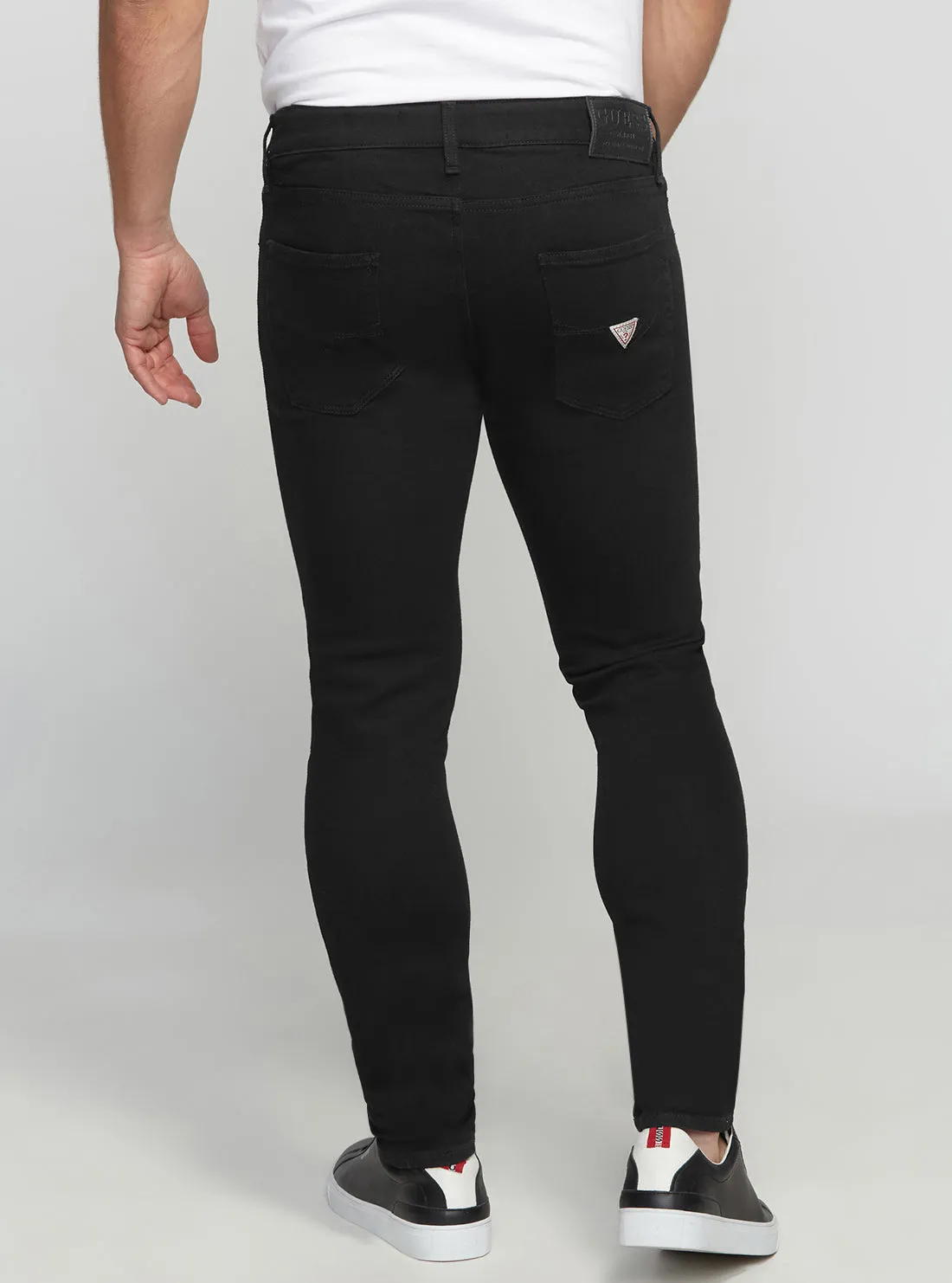 Eco Low-Rise Slim Chris Denim Jeans In Carry Black Wash