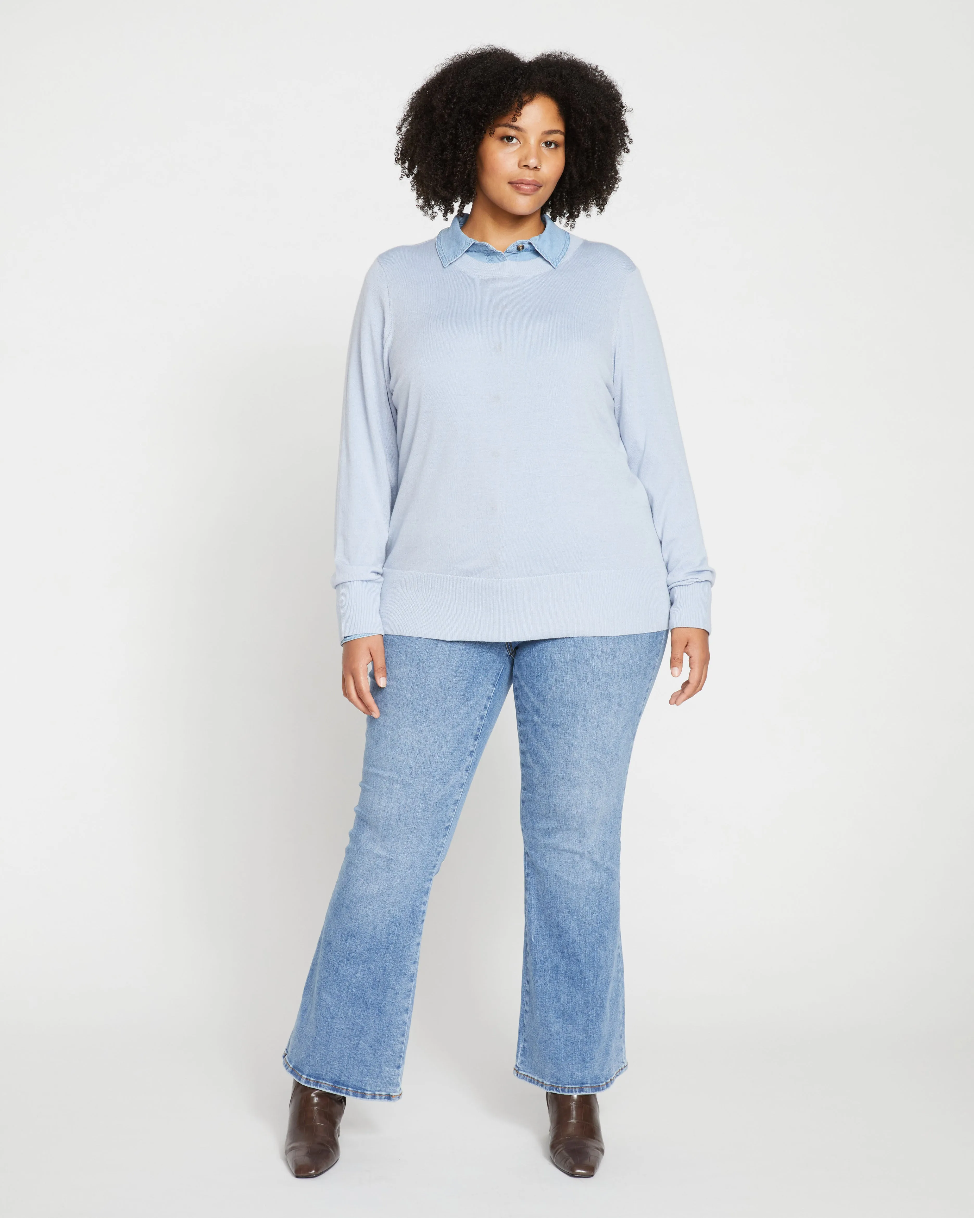 Farrah High Rise Flared Jeans - Western Blue Wash