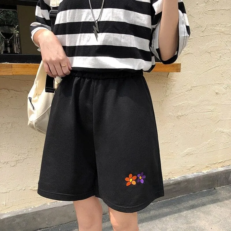 High Waist Shorts With Flower Embroidery