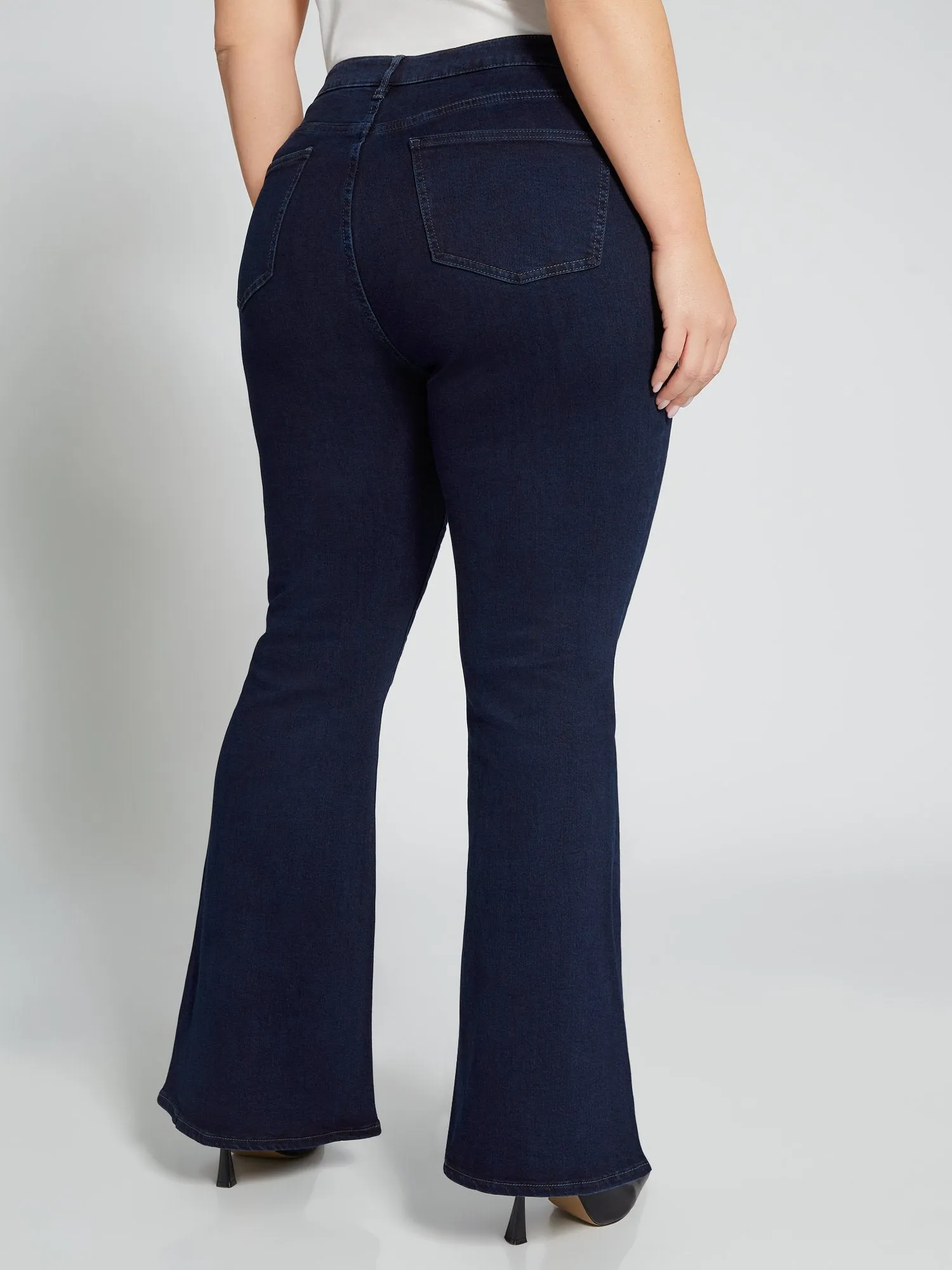 High-Waisted Flare Jeans - Dark Wash