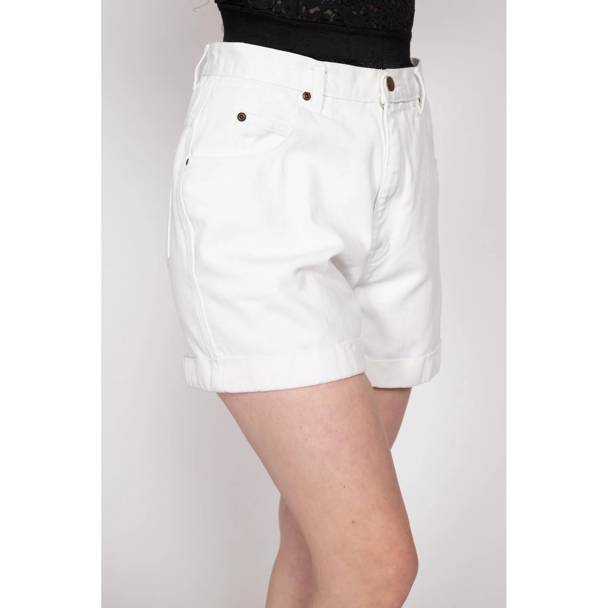 Med-Lrg 80s White Cuffed Jean Shorts 30.5"