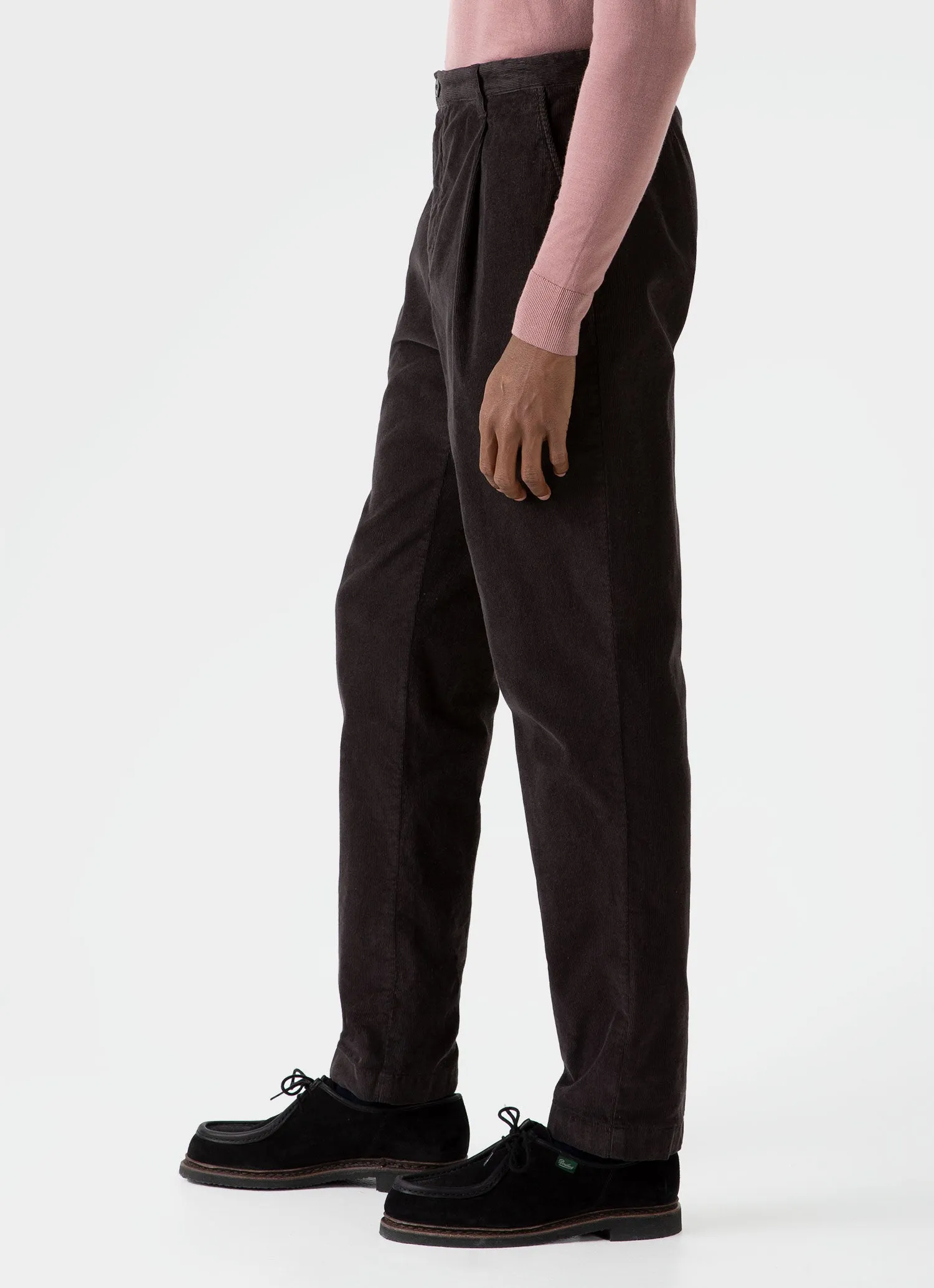 Men's Pleated Corduroy Trouser in Coffee