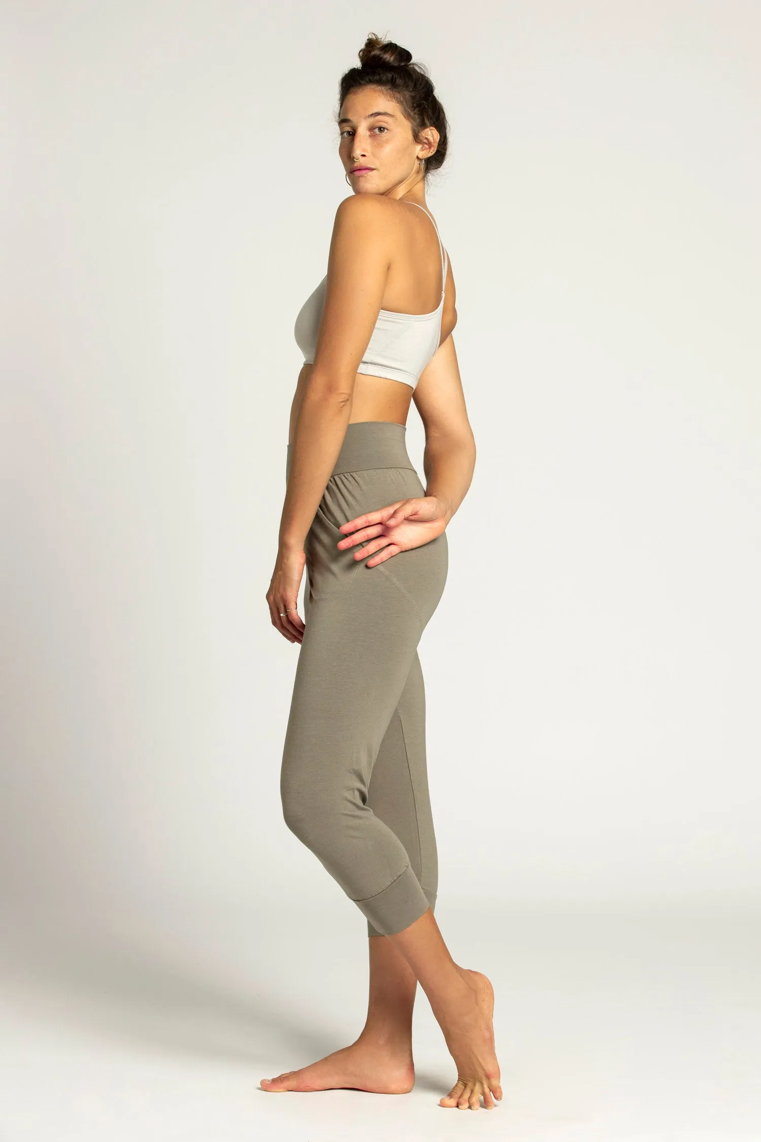 Slouchy Capri Pants